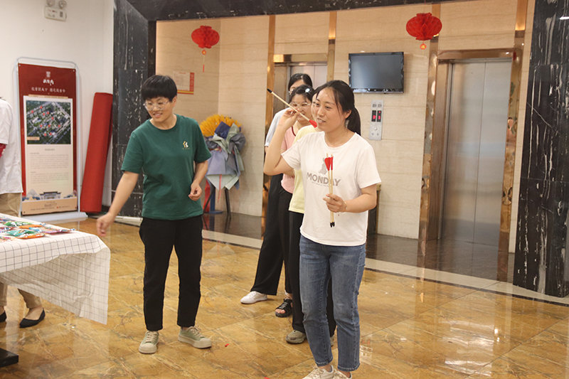 九游体育重工举办“浓情端午，趣味投壶”活动